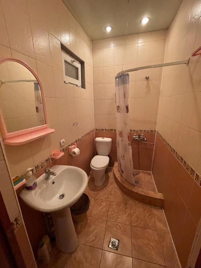 Гостевой Дом На Гечба Hotel Gagra Exterior foto